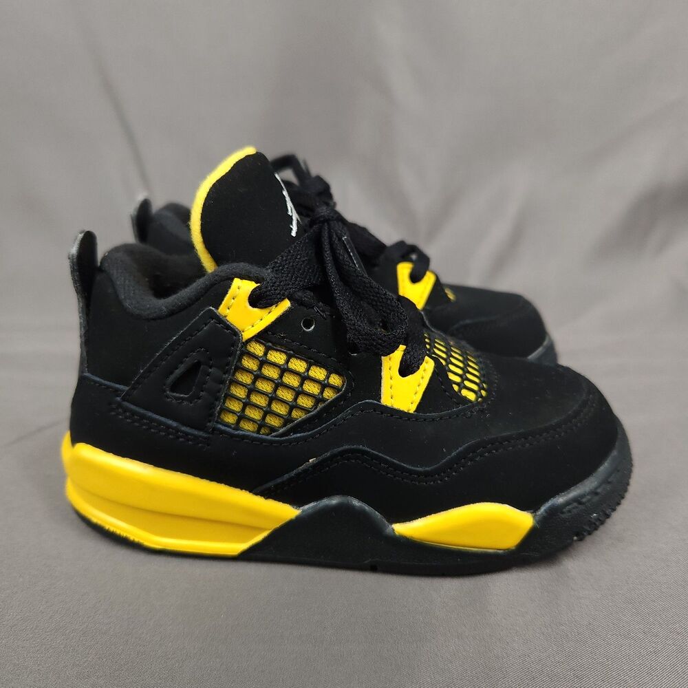 Nike Air Jordan 4 Retro Thunder Shoes Kids Size 8C Black Yellow BQ7670-017